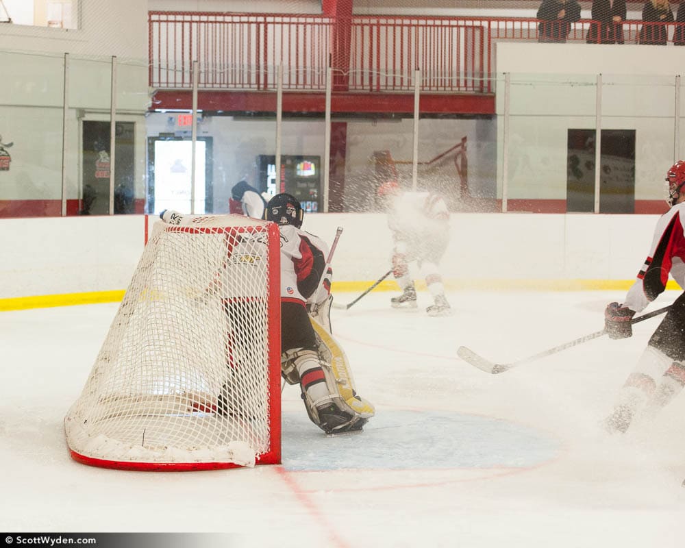 photographing-a-hockey-game-02
